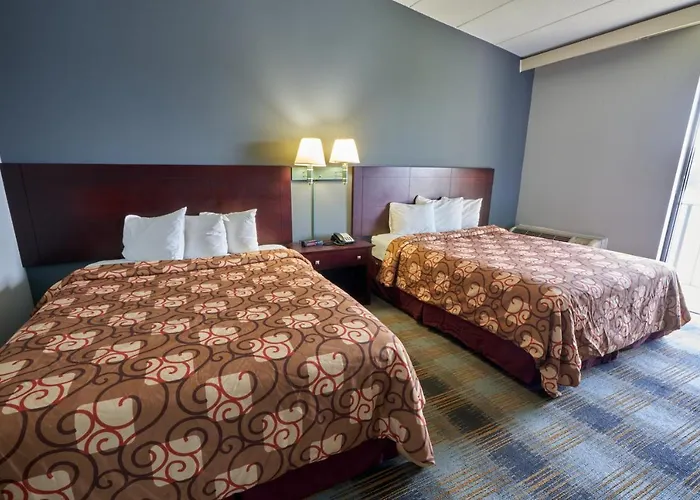 Riverview Inn & Suites