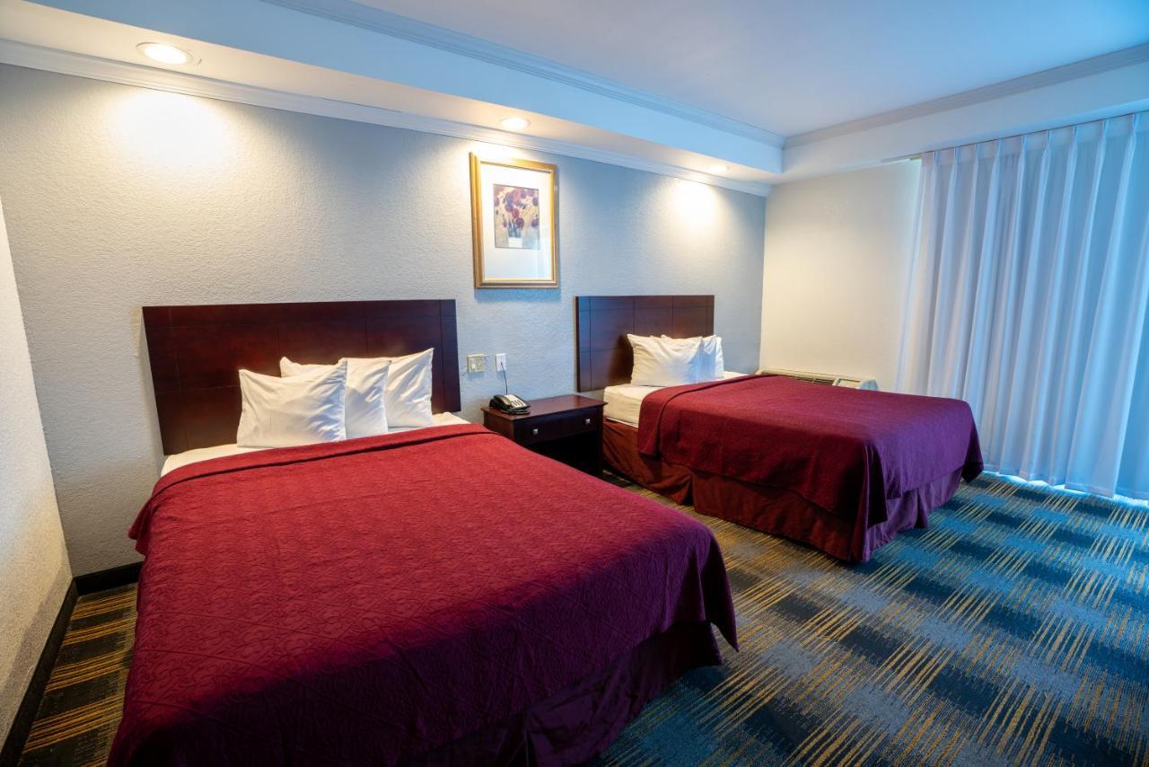 Hotel Riverview &